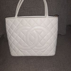 CHANEL Caviar Quilted Medallion Tote